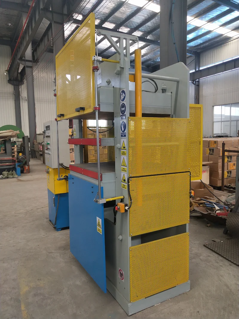 Ce-certifierad pressmaskin för vulkanisering av gummi av god kvalitet